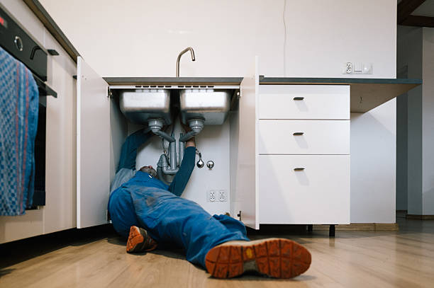 Professional Leak Detection technician working in Port Orange, FL
